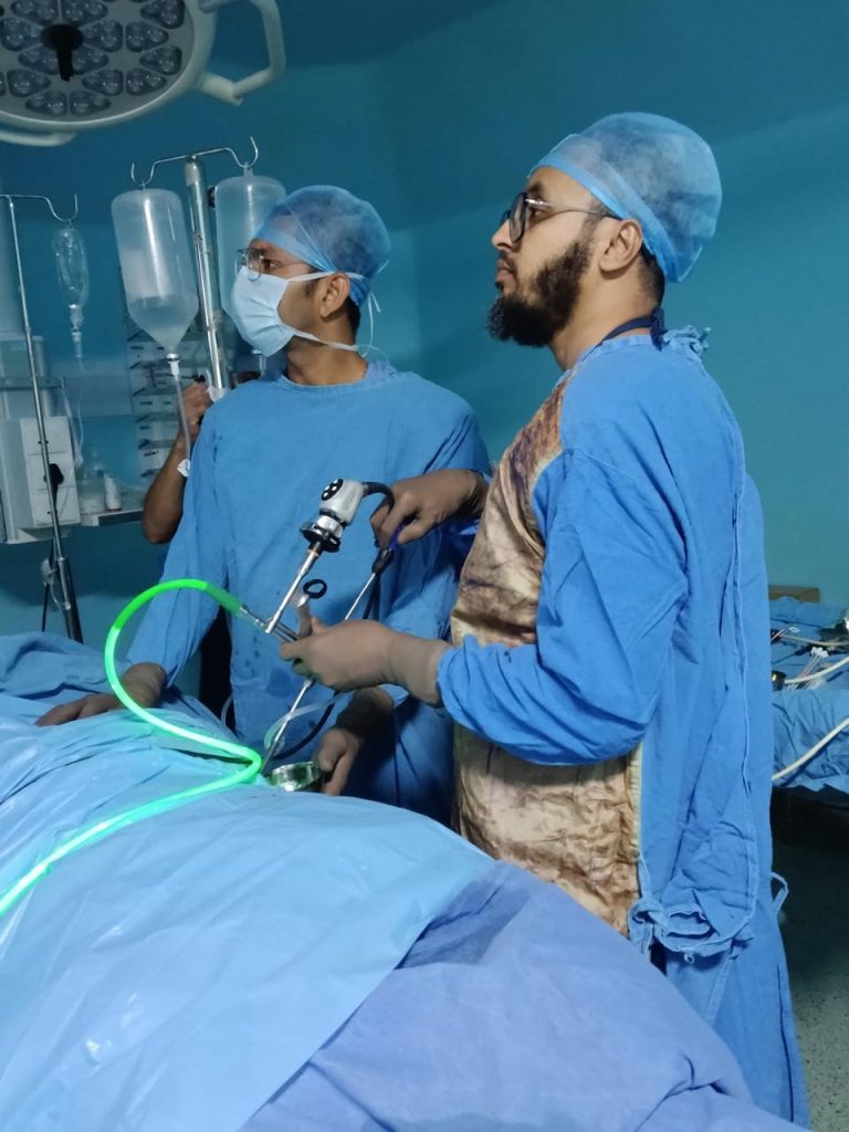 Dr Yusuf Saifee Urologist and Kidney transplant surgeon and his Surgical team